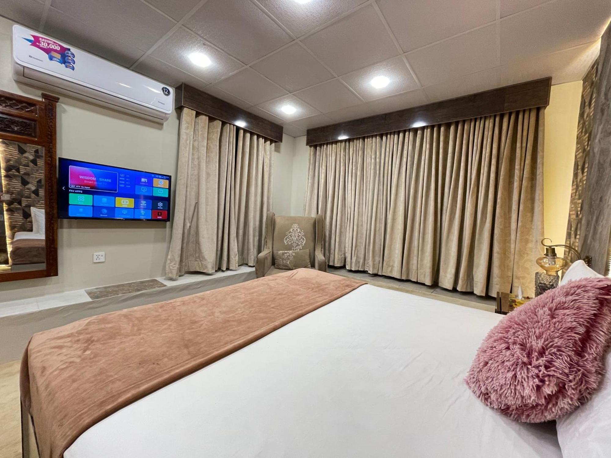 איסלמאבד The Life Style Lodges Opp Centaurus Mall מראה חיצוני תמונה