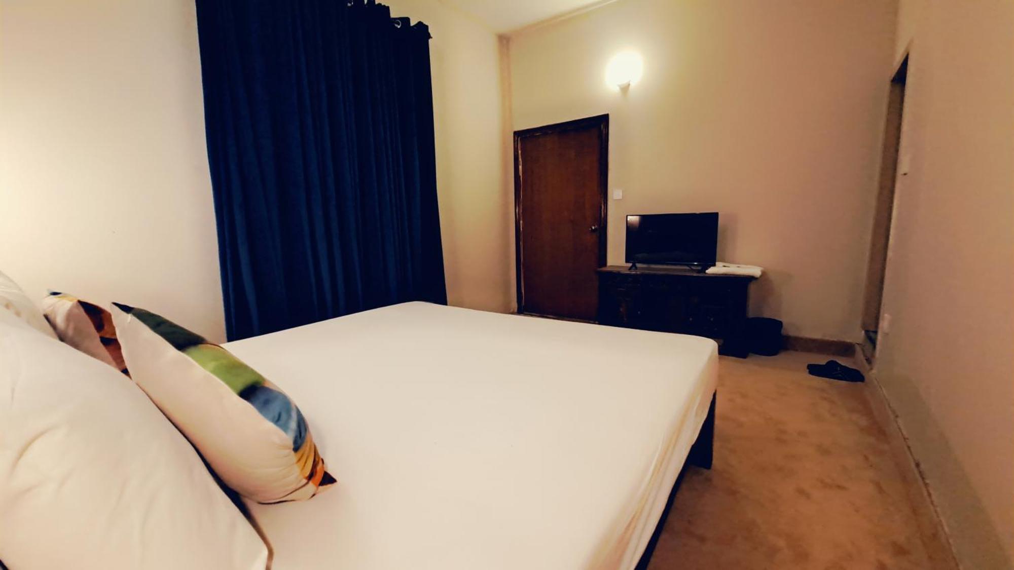 איסלמאבד The Life Style Lodges Opp Centaurus Mall מראה חיצוני תמונה