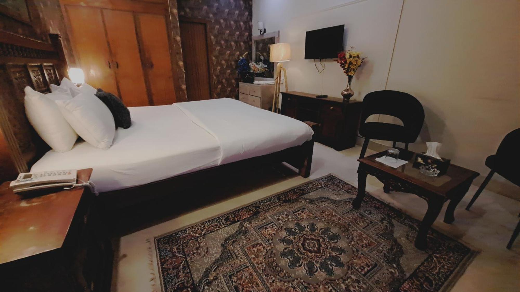 איסלמאבד The Life Style Lodges Opp Centaurus Mall מראה חיצוני תמונה