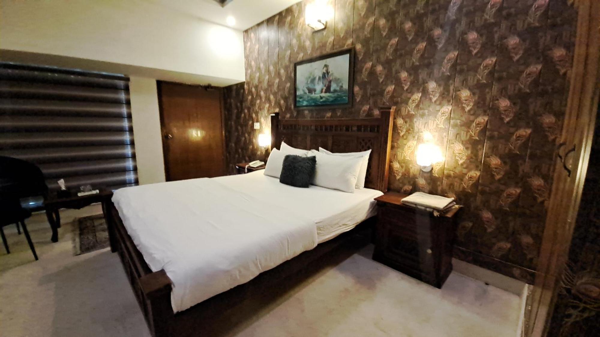 איסלמאבד The Life Style Lodges Opp Centaurus Mall מראה חיצוני תמונה