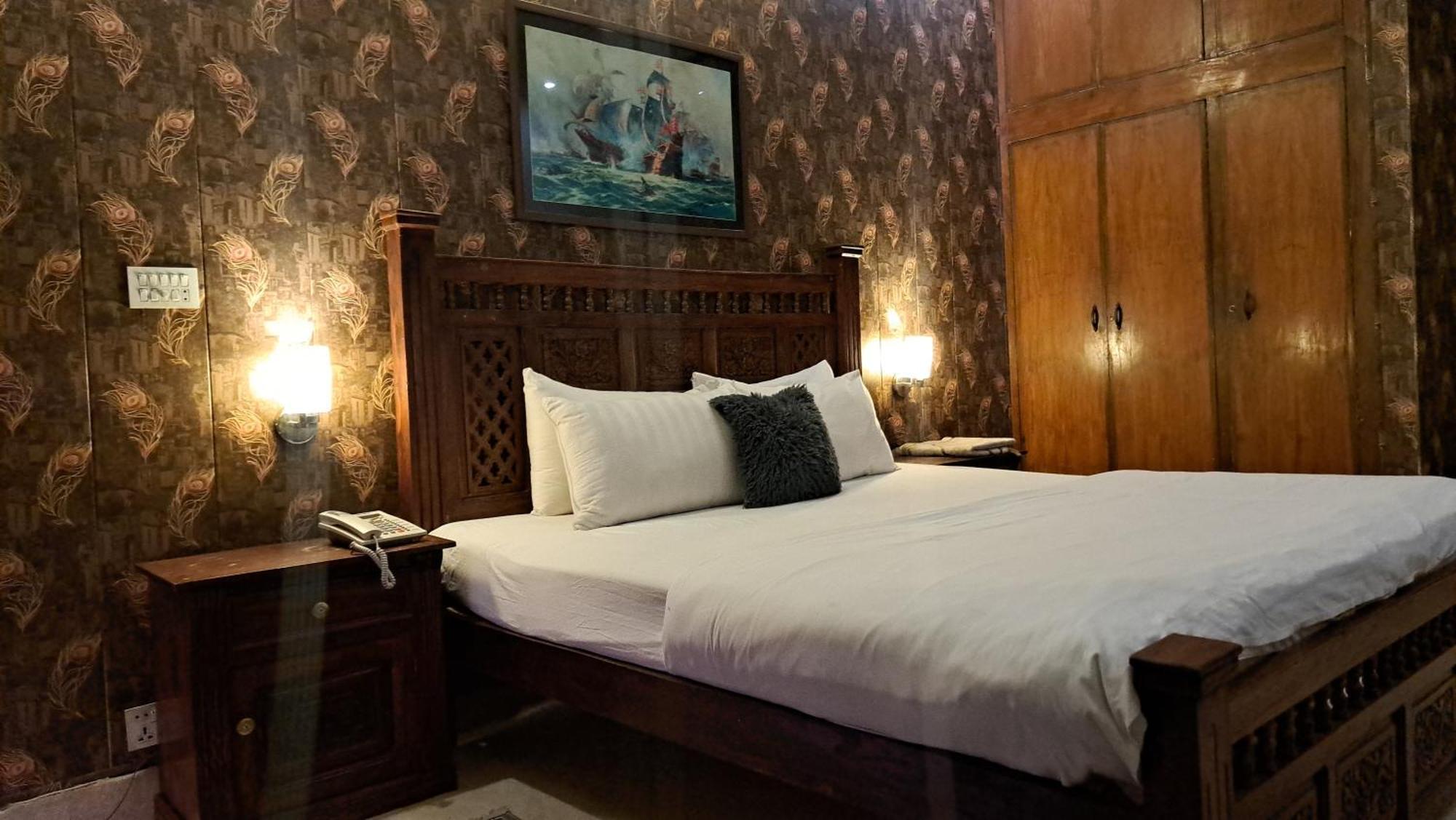 איסלמאבד The Life Style Lodges Opp Centaurus Mall מראה חיצוני תמונה