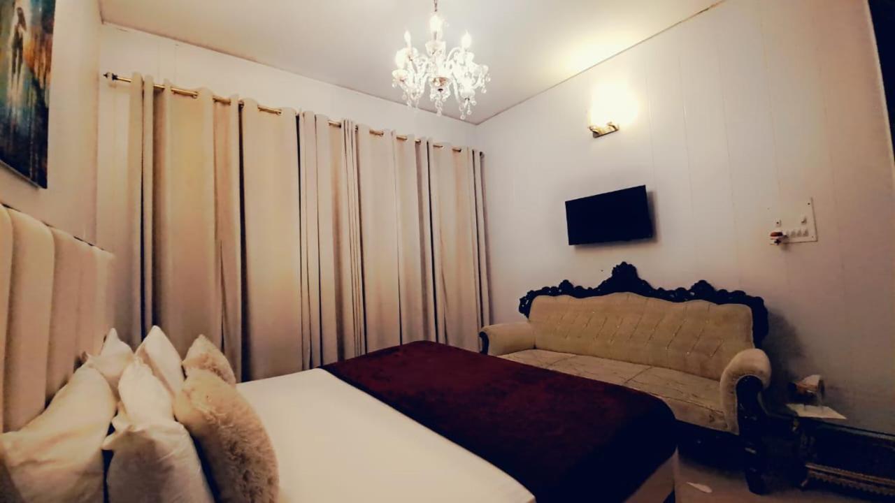 איסלמאבד The Life Style Lodges Opp Centaurus Mall מראה חיצוני תמונה